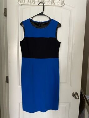 Tahari Blue and Black Sleeveless Midi Sheath Dress